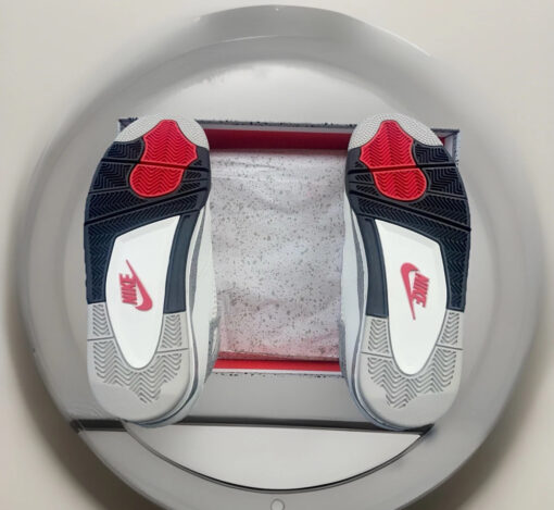 Air Jordan 4 Retro OG 2025 White cement size 13 - Image 6